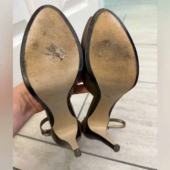 Nine West - Beige Leather Peep Toe Stiletto w Ankle Strap - size 8 - Vintage - Picture 10 of 10